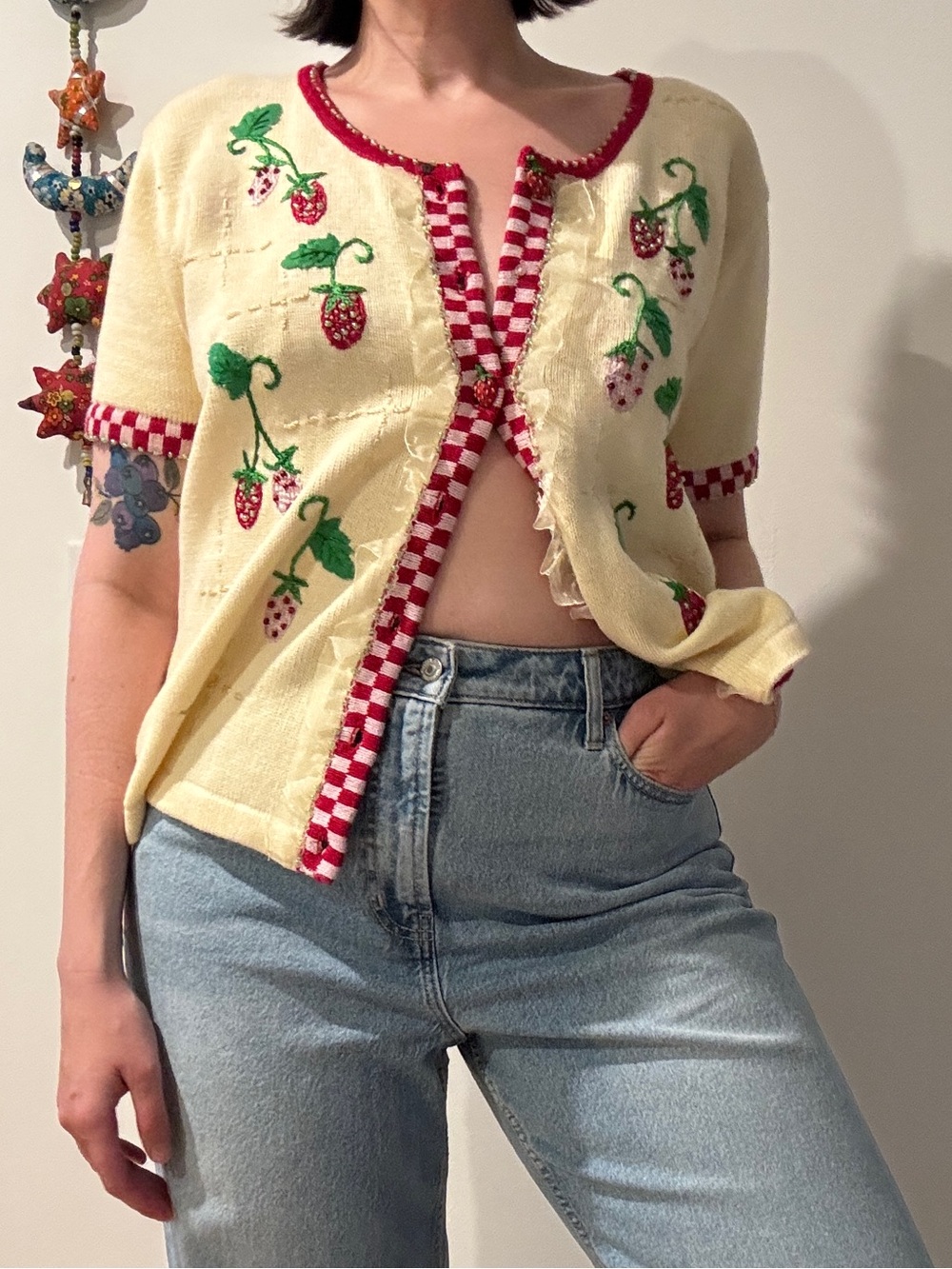 Vintage Butter Yellow Raspberry Berry Sweater Red Checkered VTG XL